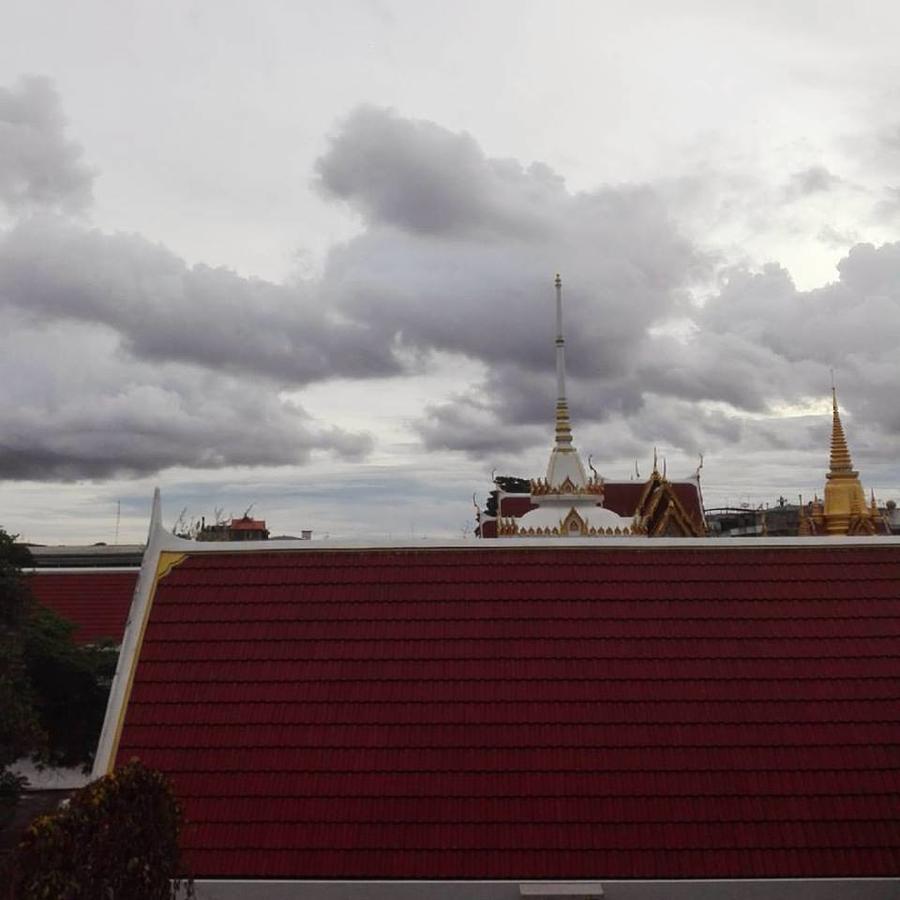Sla Bar N'Bed Vandrerhjem Bangkok Eksteriør bilde