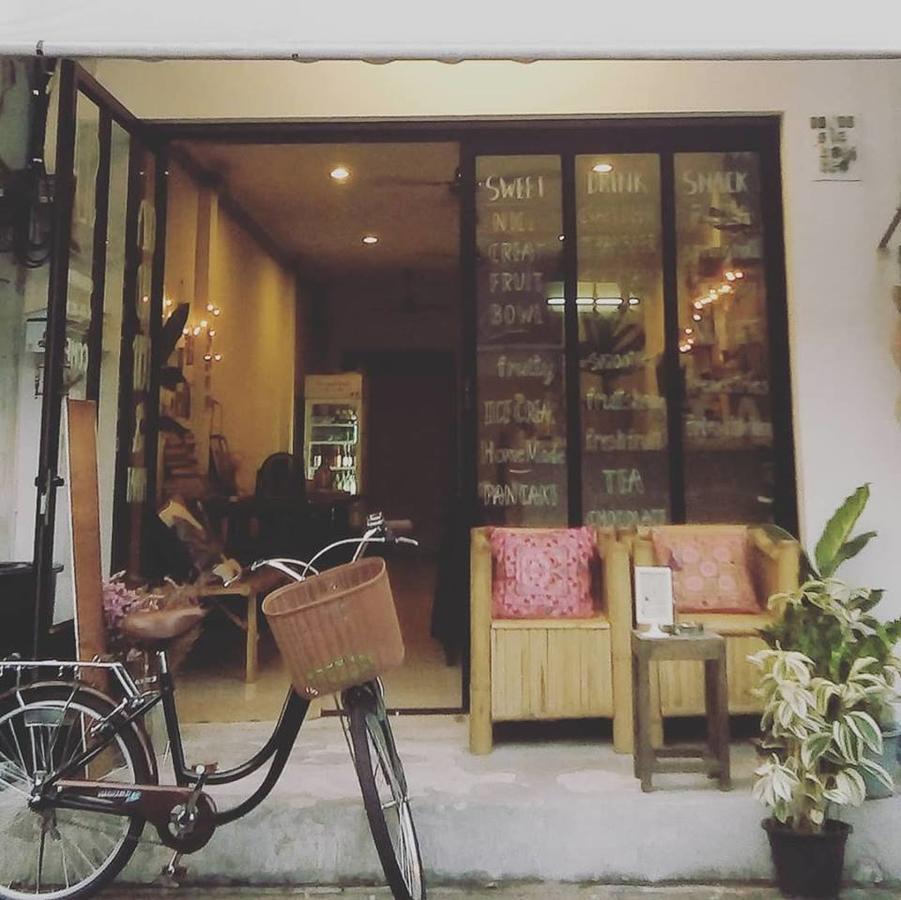Sla Bar N'Bed Vandrerhjem Bangkok Eksteriør bilde